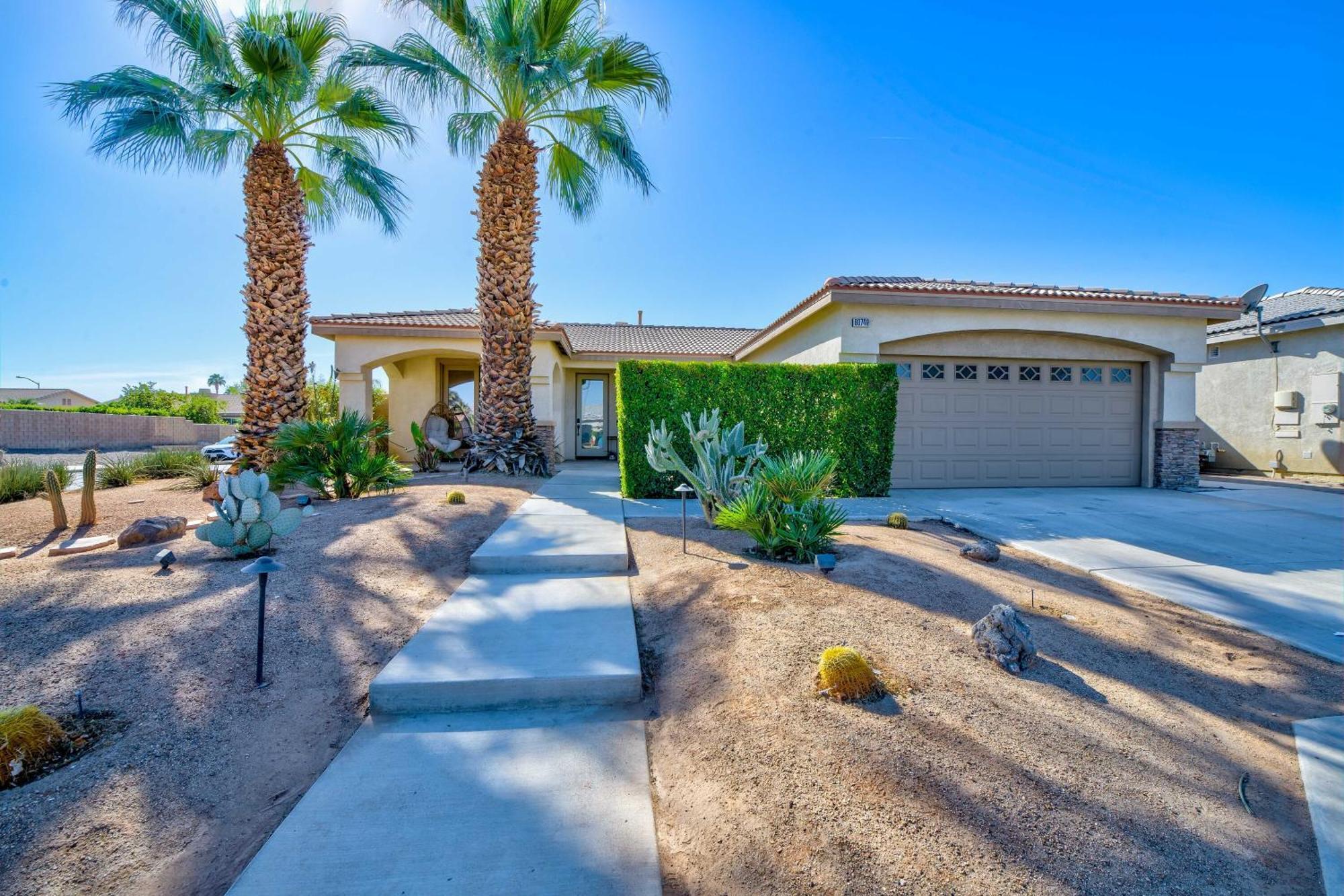 Casa Desert Muse With Heated Pool Spa Firepit Mini Golf And Games Indio Exterior foto